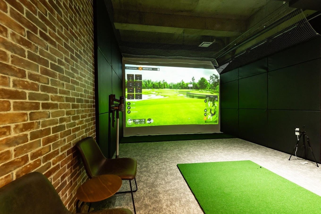 INDOOR GOLF IMPACT ZONE