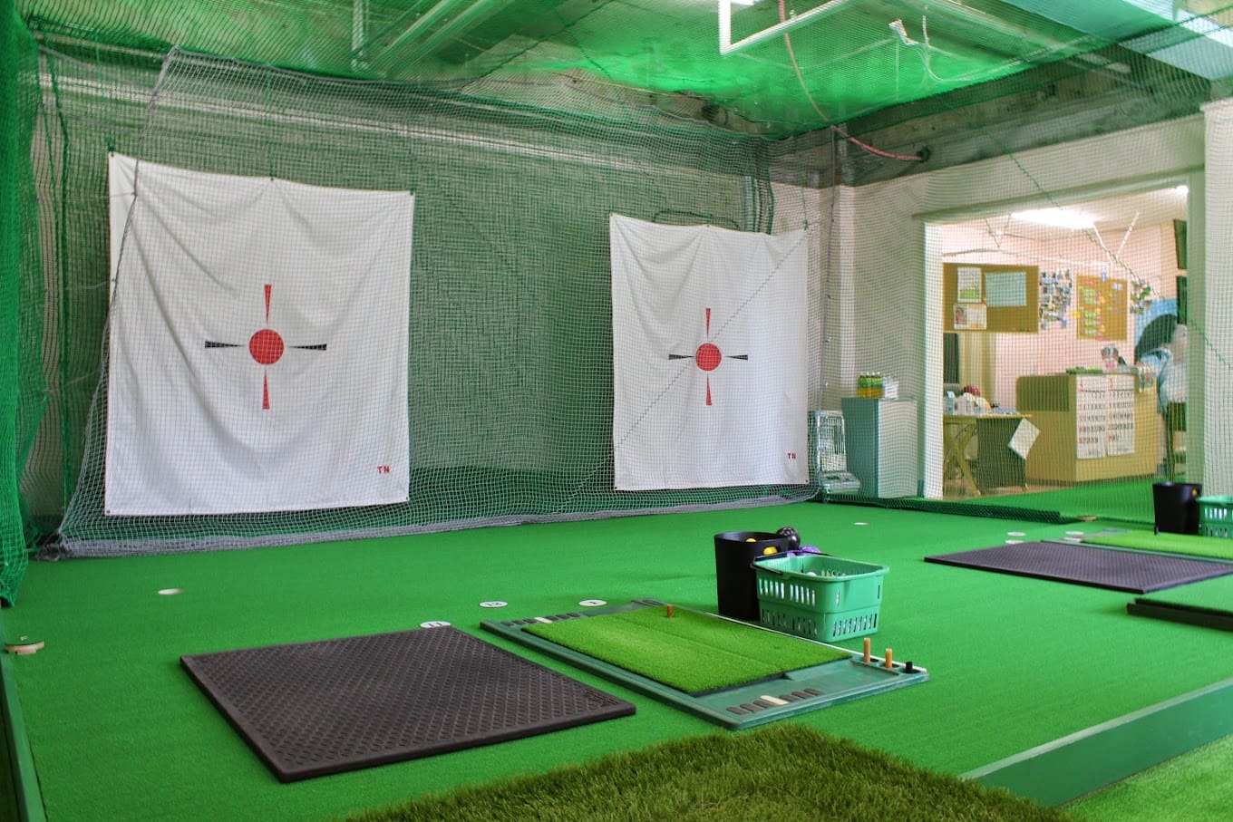 WITH GOLF STUDIO